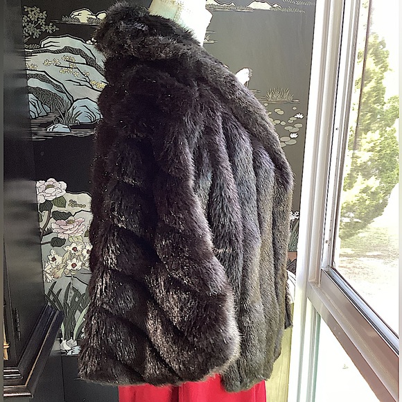 Vintage 1980’s Black Vegan Mink Wrap/Cape H1 - Picture 15 of 16